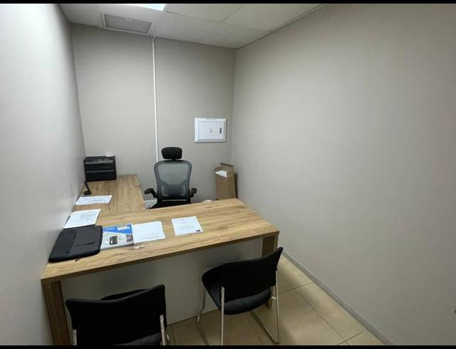 BUSINESS PROPERTY TO RENT IN MIDSTREAM ESTATE